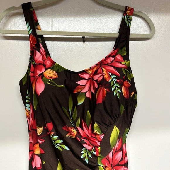 Paradise Bay Plus Floral one Piece Swimsuit Sz 22W - Picture 2 of 14